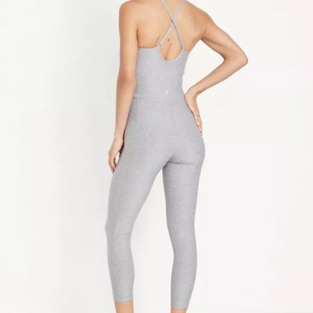 NWT Old Navy Cloud+ Sleeveless 7/8 Bodysuit - Picture 5 of 6